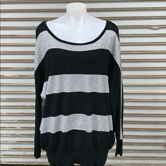 Lane Bryant size 18/20 black and silver shimmer - Picture 3 of 8